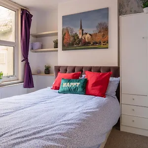 https://comfy-rooms-brightoncity-centr.brighton-hotels-england.com